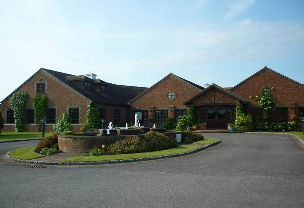 Magnolia Park Hotel, Golf & Country Club Boarstall المظهر الخارجي الصورة