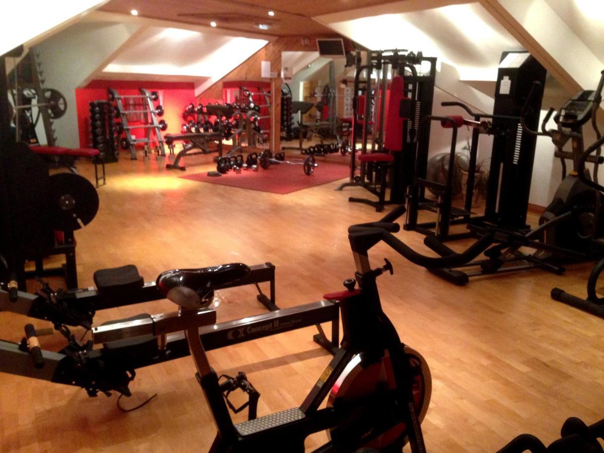 Magnolia Park Hotel, Golf & Country Club Boarstall المظهر الخارجي الصورة